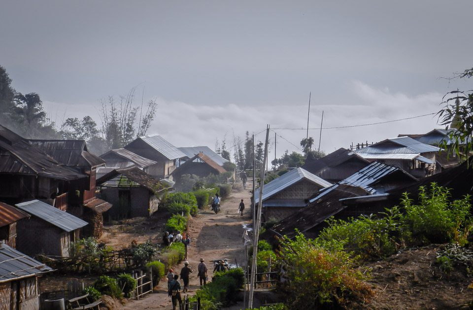 Burma Pictures: Palaung Mountain village in the clouds