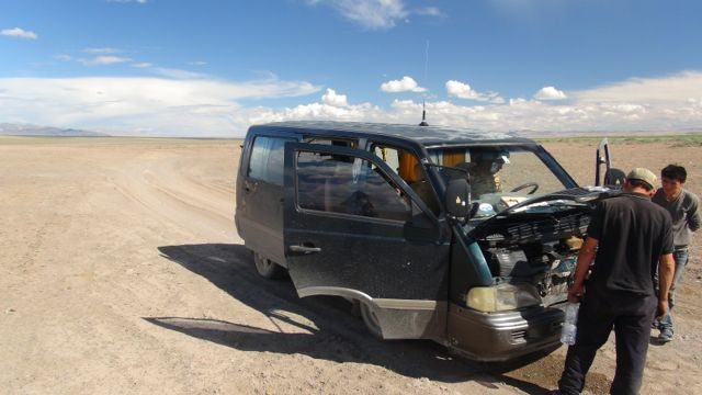 How NOT to Cross central Mongolia overland – Moron to Olgii.