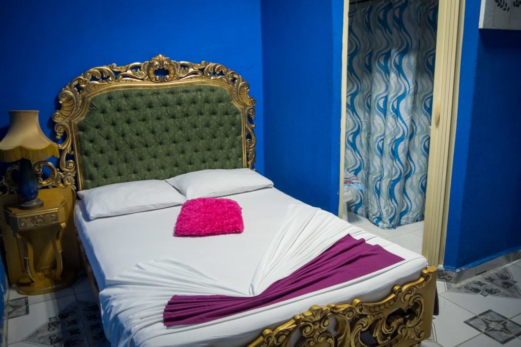 Guesthouses & Hotels In Havana Cuba: Private room at Drobles Hostal