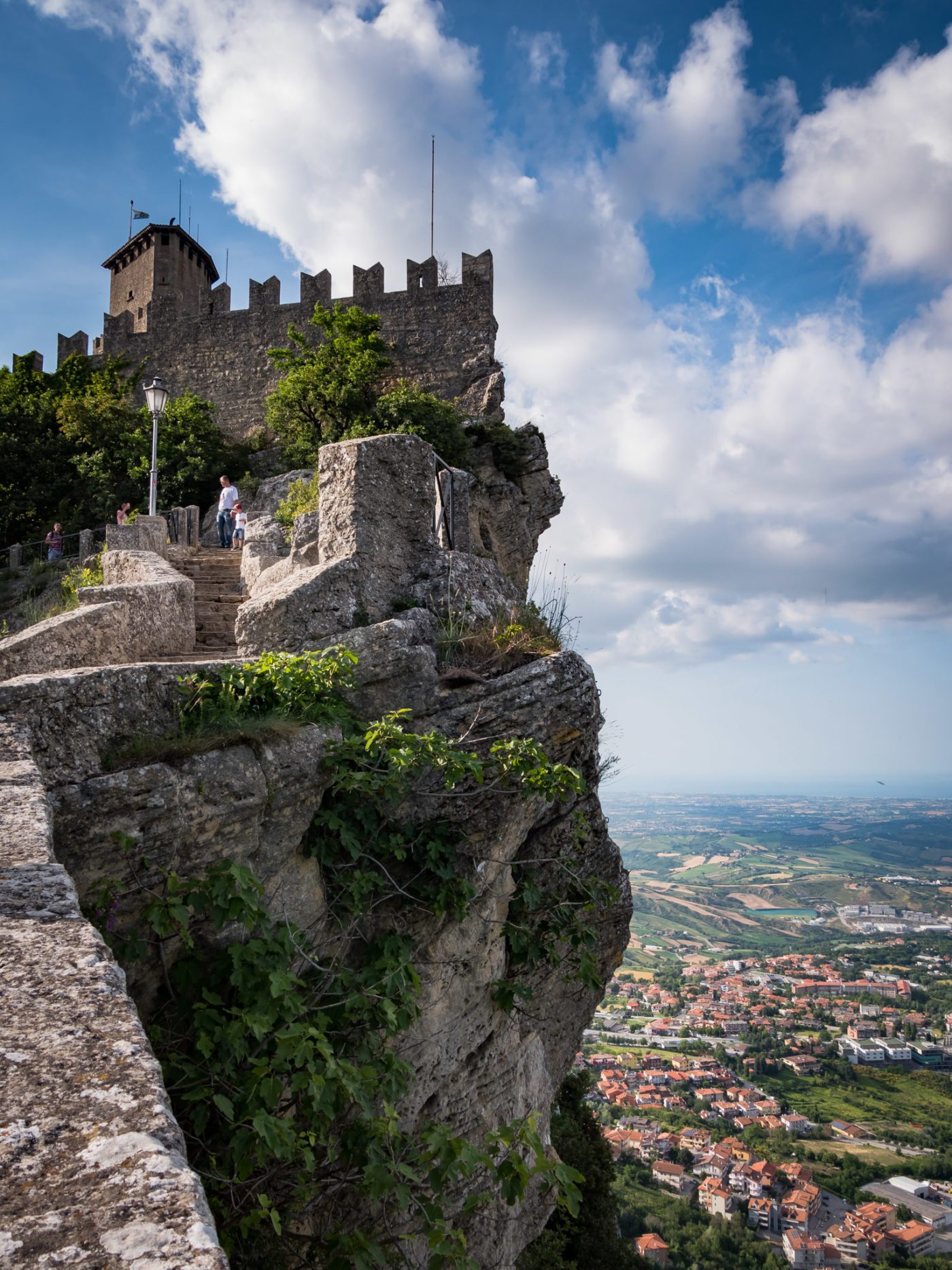 10 Reasons To Visit The City of San Marino (From Italy)