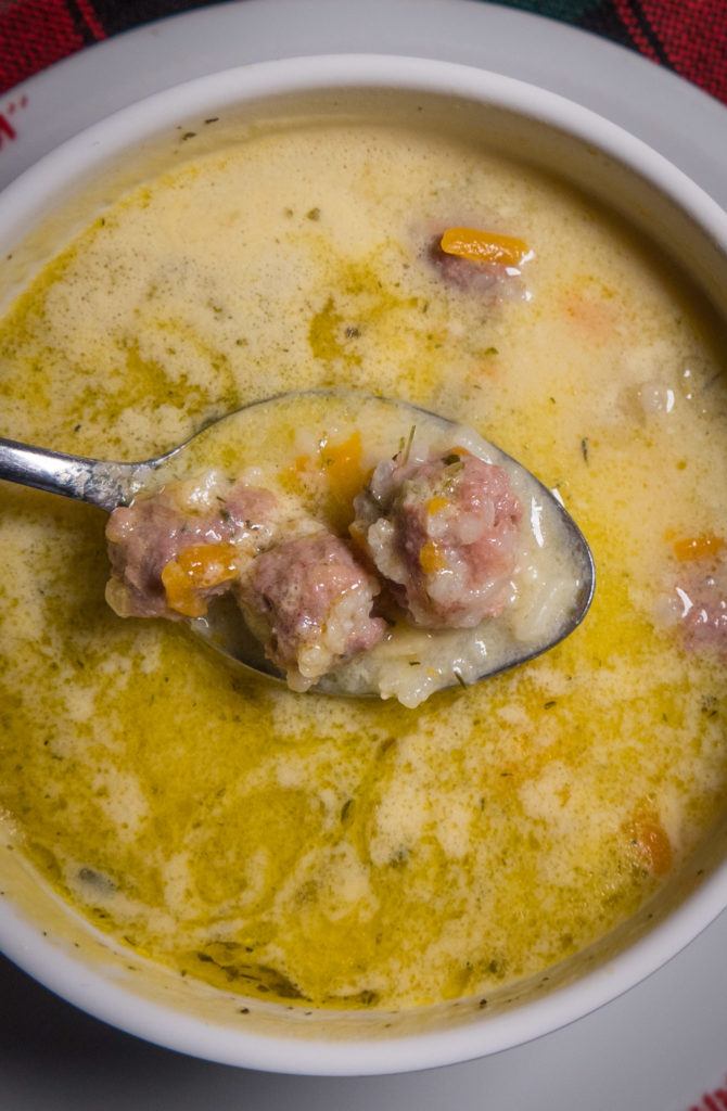 Traditional Romanian Food: Ciorbă de perişoare - Meatball Soup