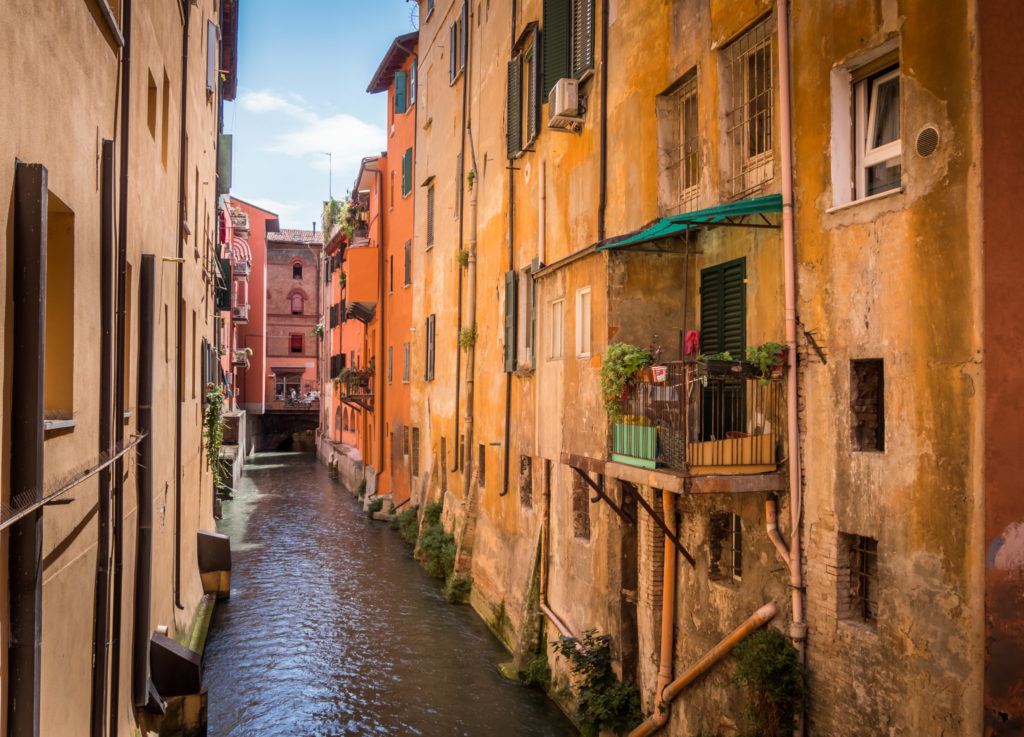 Top Things To Do In Bologna Italy: Bologna's Hidden Canals