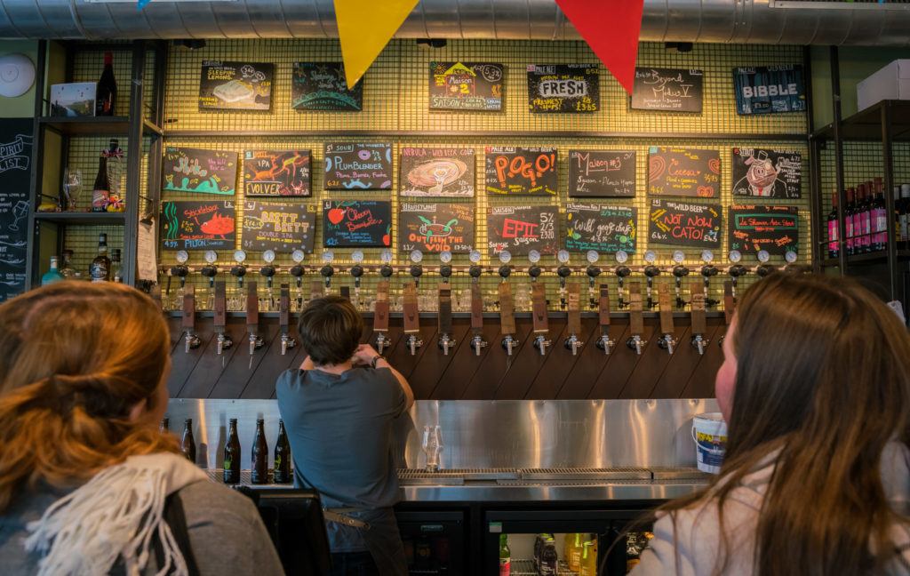 Fun Things To Do In Bristol England + Bristol Tourist Map: Big Selection Of Microbrews @ Wild Beer