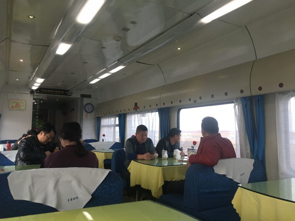 How To Dine on the Tibet Train Journey