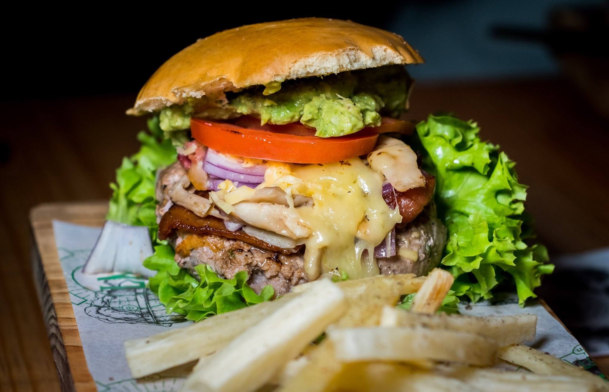 Where Did Hamburgers Originate – Who Invented The Hamburger?