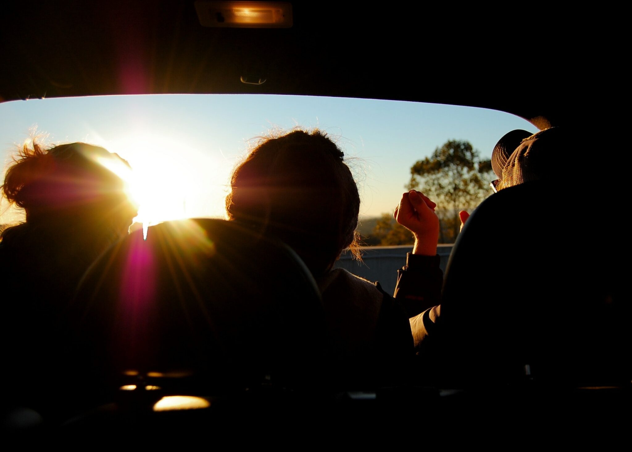 You must do these 7 things on your next road trip with friends