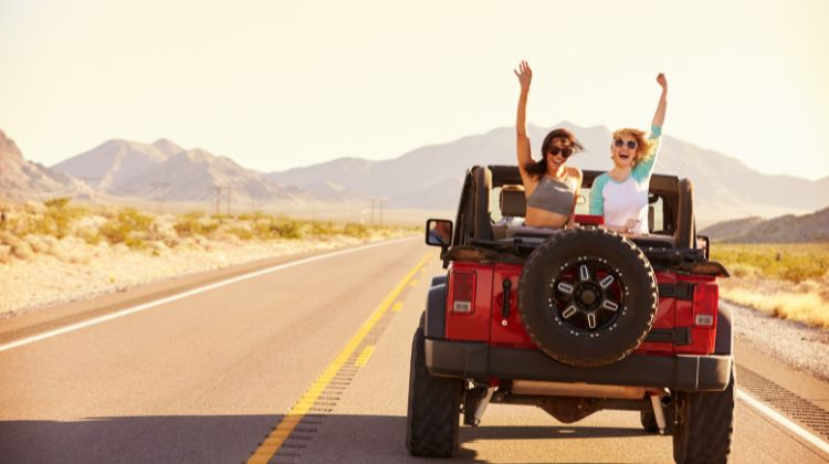 10 Best Healthy Road Trip Snacks to Bring on Your Adventure